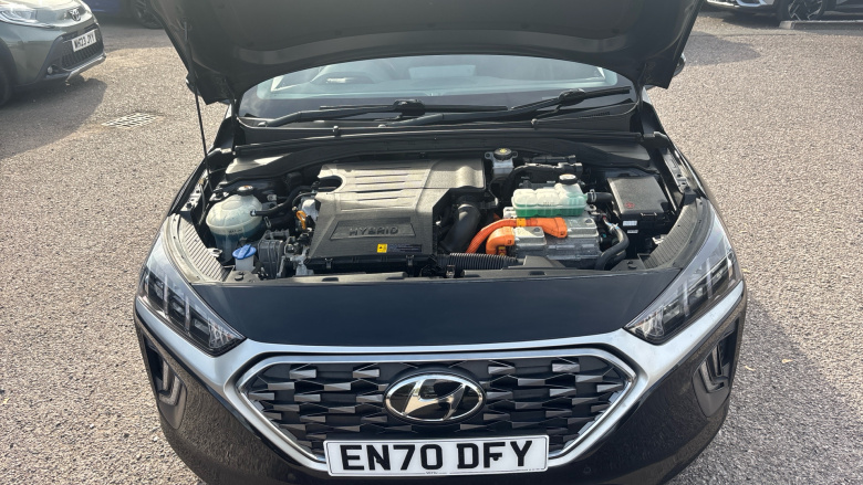 Hyundai IONIQ 1.6 GDi Hybrid Premium SE 5dr DCT Hybrid Hatchback